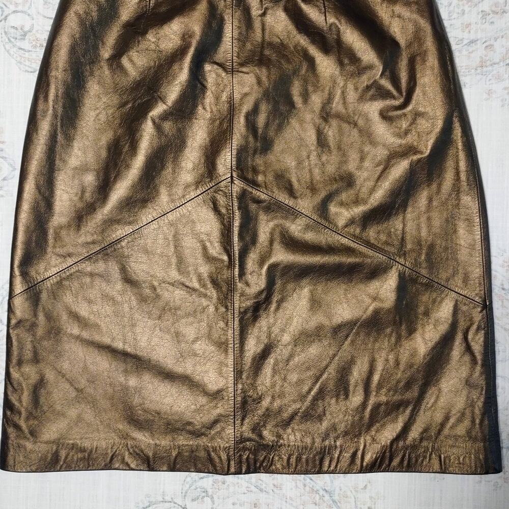 Leather lined zip back Y2K Knee length 90's style skirt